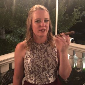 Meet your Posher, Becki